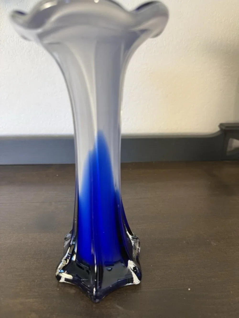 Vintage MCM Colbalt Blue & Opal Fade White Hand Blown Art Glass Trumpet Vase  8